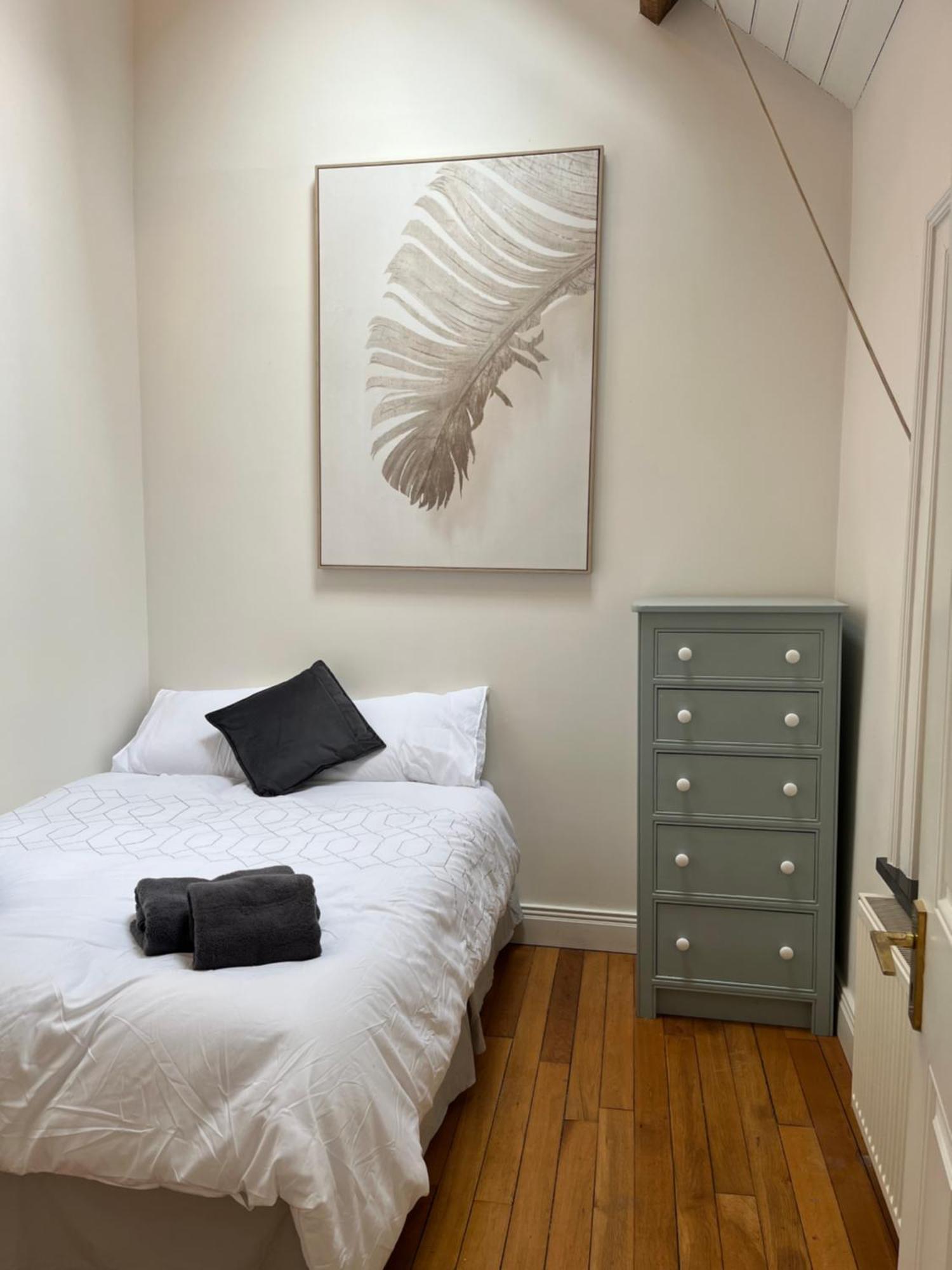 Marguerita Villas Apartment Cork Exterior photo